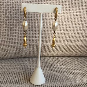 Gold tone pearl drop earrings